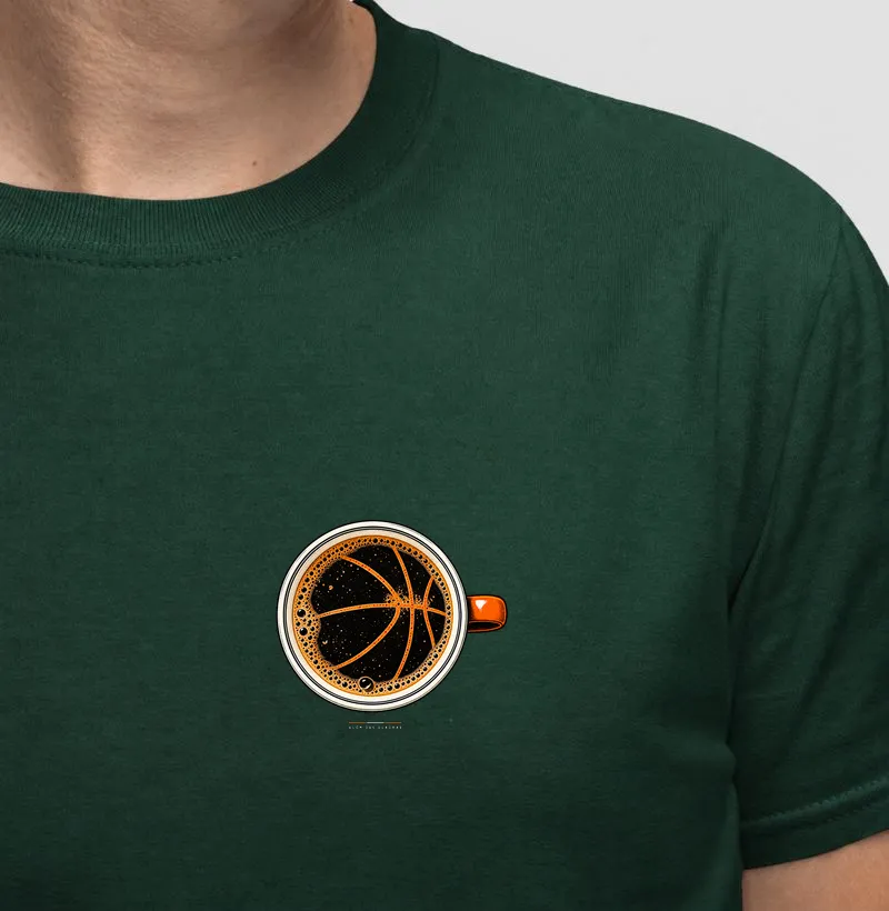 Camiseta Café com Basquete, a Xícara que Vira Quadra